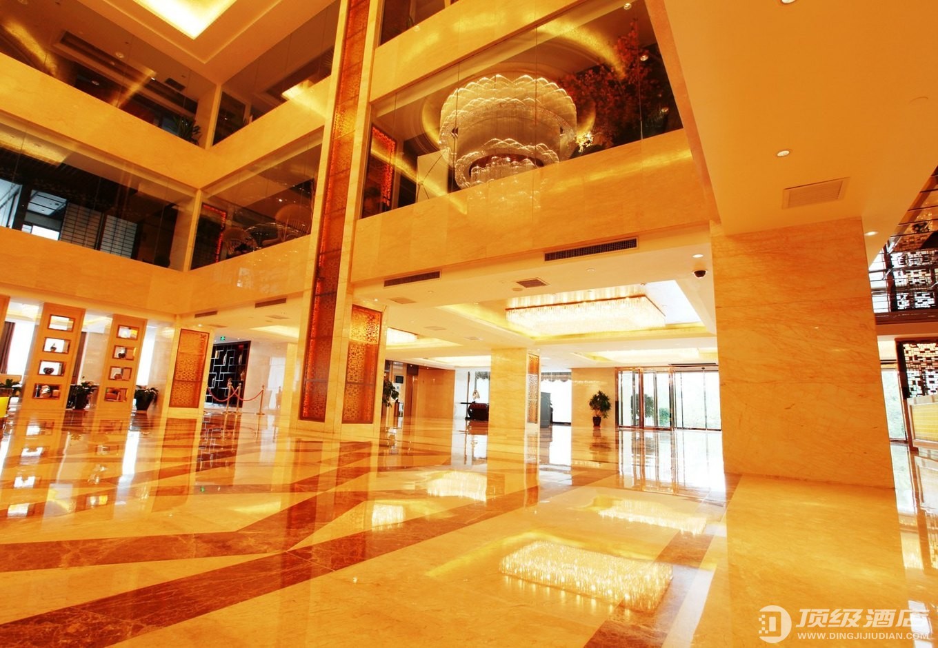 哈尔滨齐鲁国际大酒店实拍图