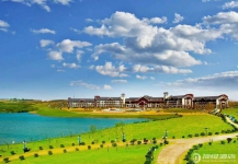 内丘鹊山湖阿尔卡迪亚国际度假酒店