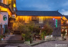 丽江古城蓝月溪谷酒店