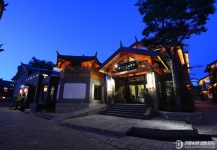 丽江古城蓝月溪谷酒店