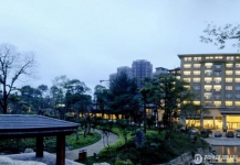 自贡檀木林城市名人酒店