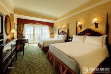 香港迪士尼乐园酒店(Disneyland Hotel)